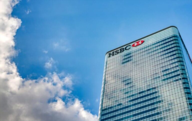 يبدأ HSBC الاستثمار في Metaverse