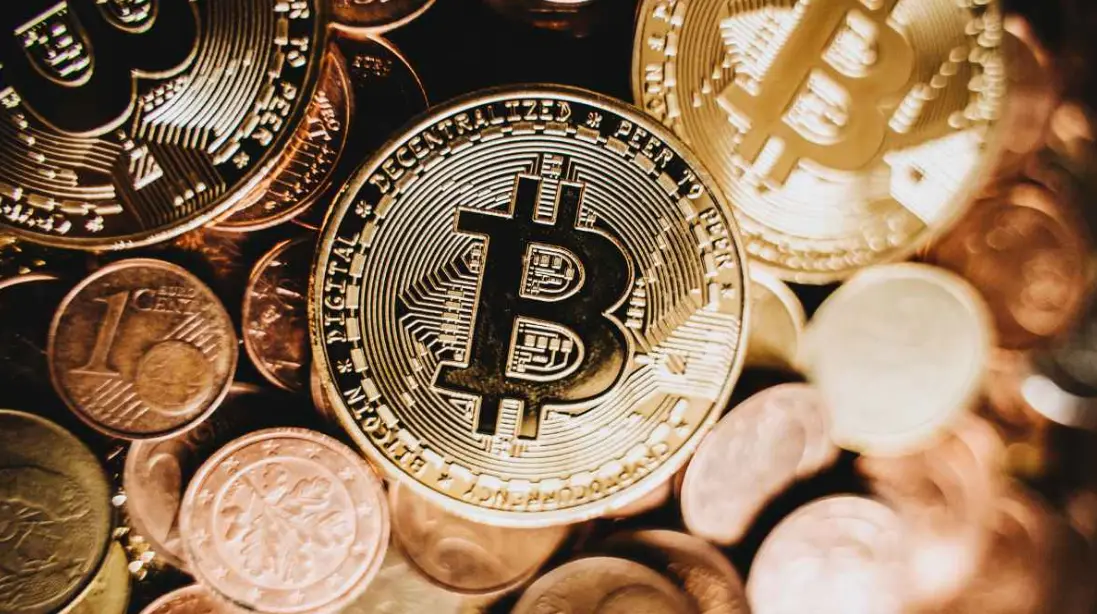 مخاطر البيتكوين Bitcoin وما يجب مراعاته عند شرائها